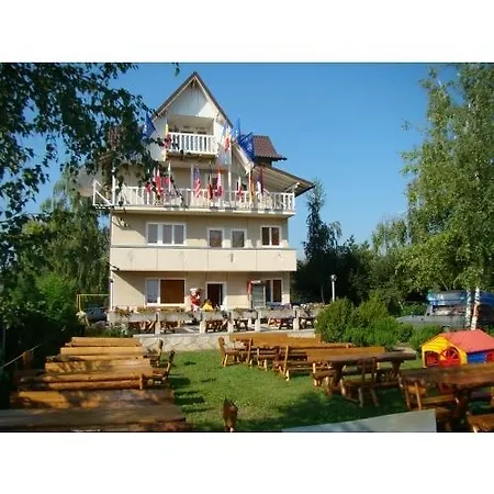 Guest house Tom Cris Campina